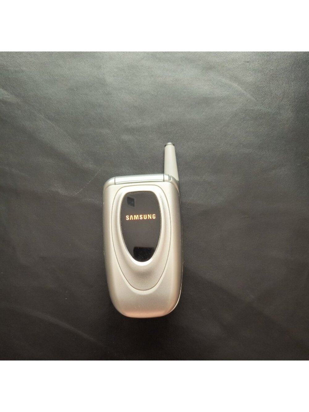 (For Collection) Samsung SGH-ZV10 Flip GSM 2G Silver 1MB 0.1MP Camera